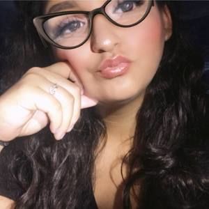 Meet your Posher, Charlotte